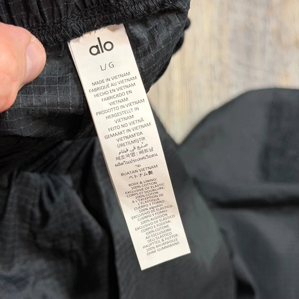 Alo Yoga Cargo Pants Womens L Black Baggy Ripstop Lightweight Bungee Dance Y2K